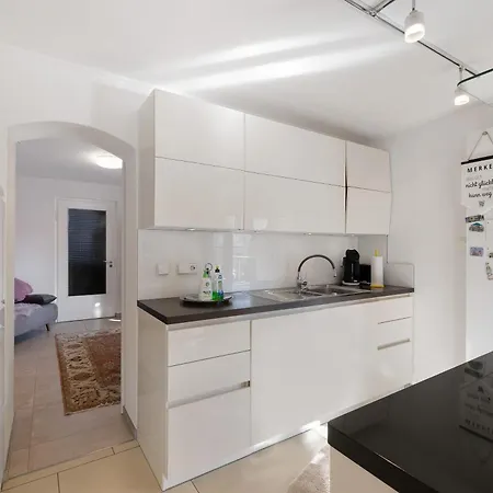 Feriendomizil Berta Benzingen アパート Winterlingen