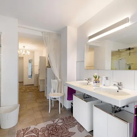 アパート Feriendomizil Berta Benzingen