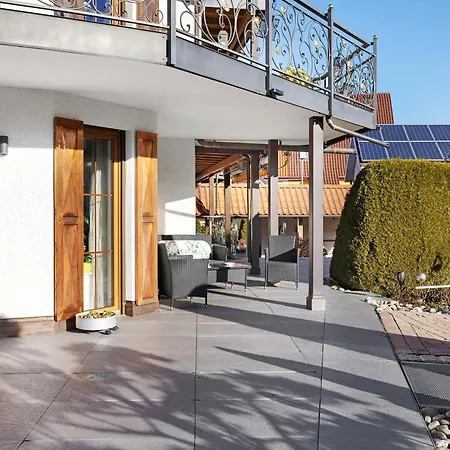 Apartment Feriendomizil Berta Benzingen